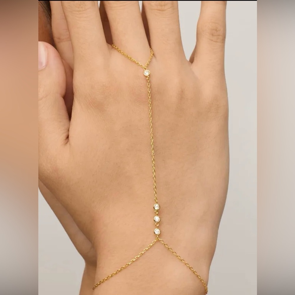 Elegant Gold Hand Chain Bracelet